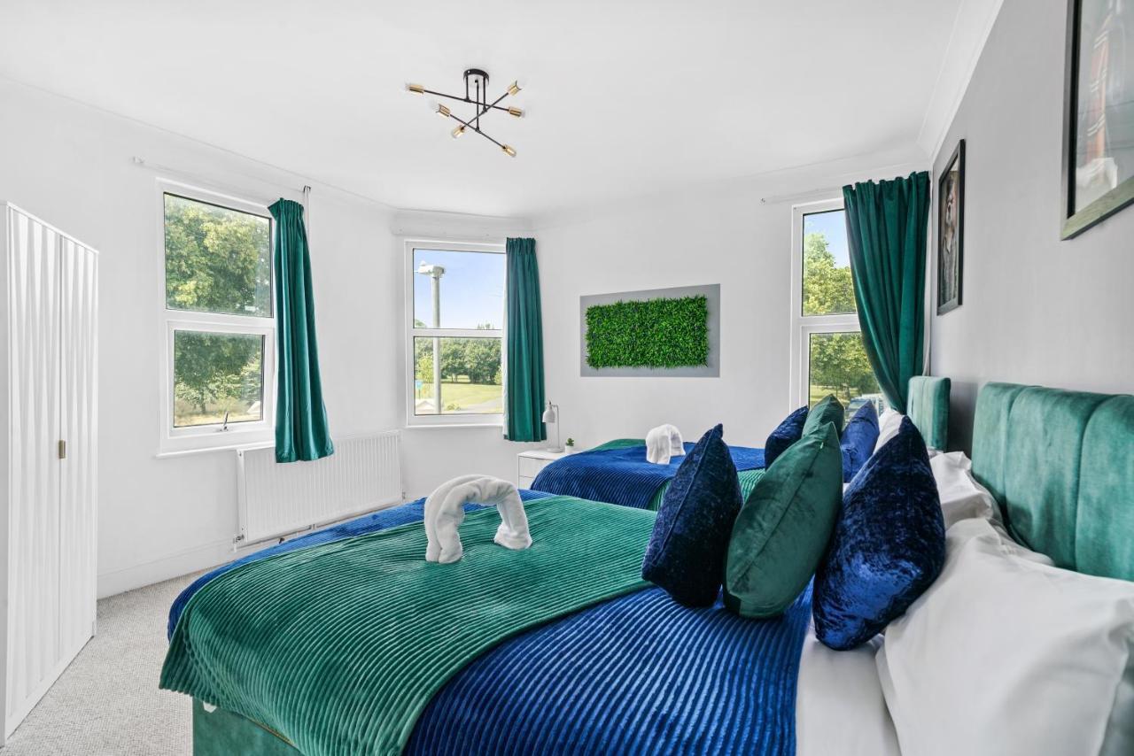 The Emerald Gem - Overlooking The Park Apartment Bristol Luaran gambar