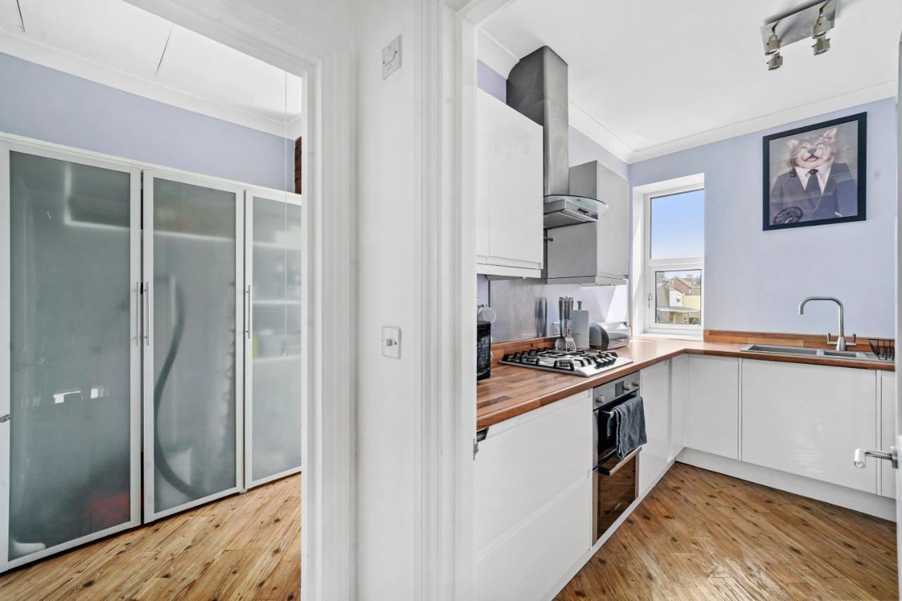 The Emerald Gem - Overlooking The Park Apartment Bristol Luaran gambar